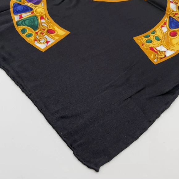 ‼️SOLD‼️ Auth Chanel Double CC Mark Jewel Silk Scarf - Picture 8 of 8